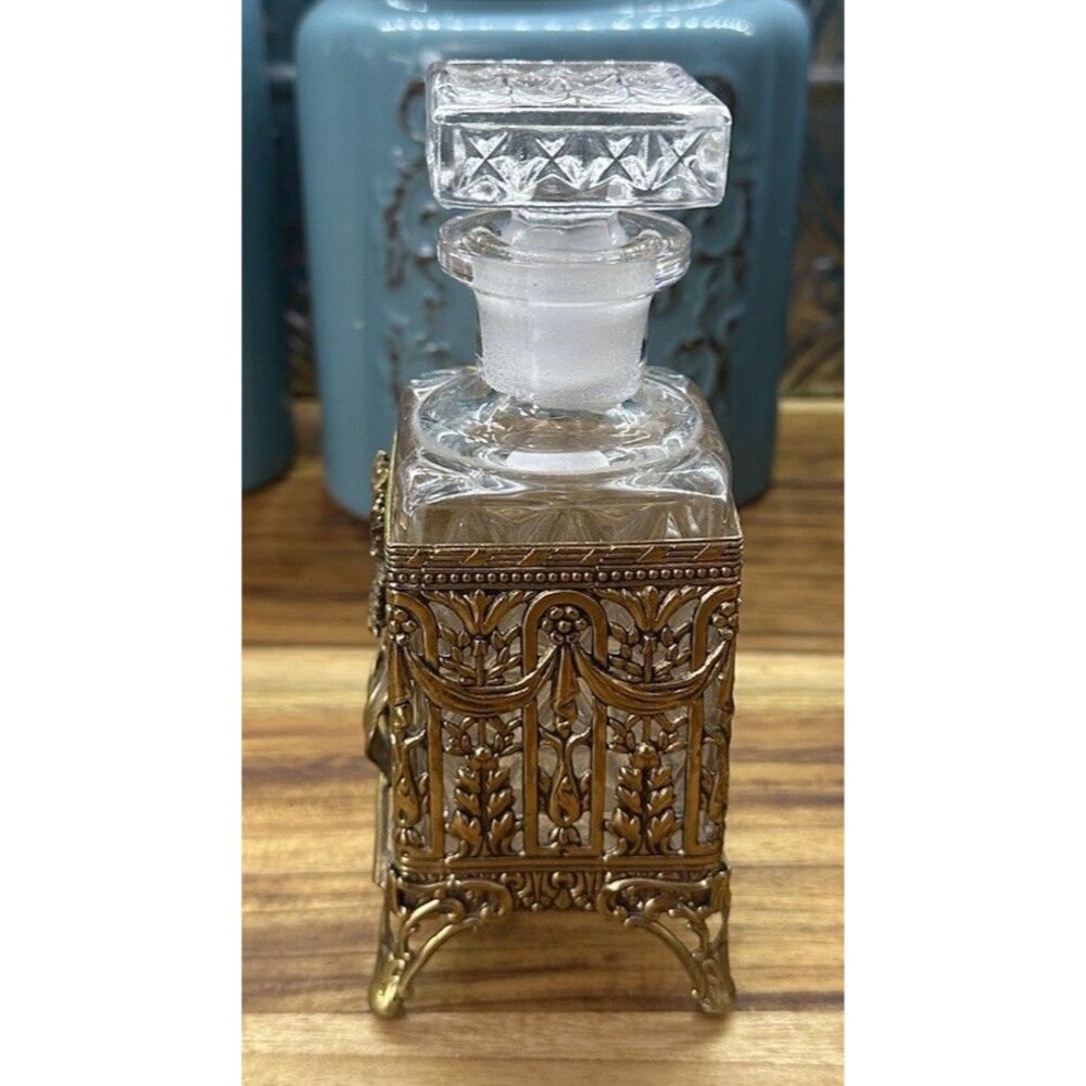 Vintage Gold Tone Ormolu Perfume Bottles & Jewelry Casket Set – Filigree - Picture 9 of 16